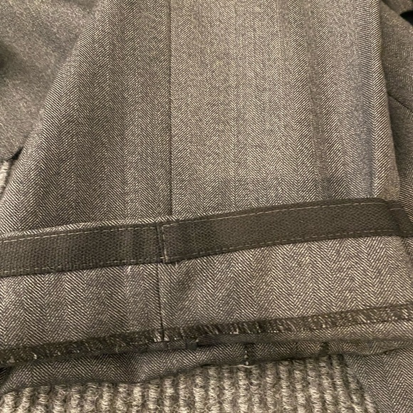 Tom Ford 3 piece suit herringbone stripe gray see info size measurements wool - Picture 16 of 16